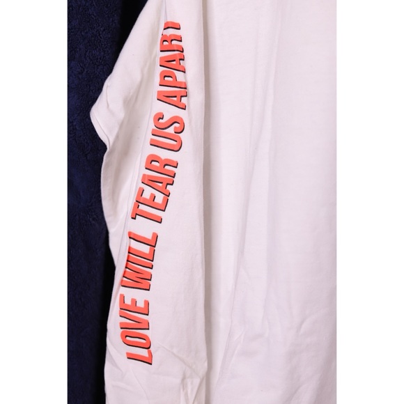 MAYBE TODAY NYC Black Heart TShirt Supreme Tee - Picture 5 of 5